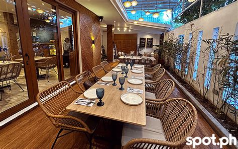 le fleur cafe & chicken house|Review: Filipino Restaurant Cafe Fleur in Poblacion, Makati .